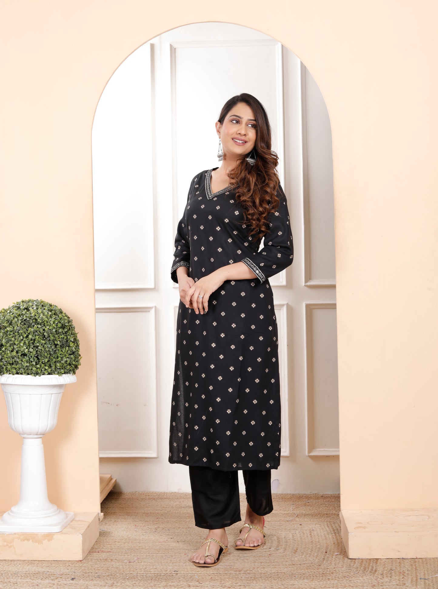 Black Embroidered V Neck Straight Rayon Kurta