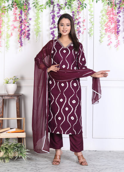 Wine Lehriya Printed Women Embroidered V neck Staright Kurta Pant and Dupatta Set