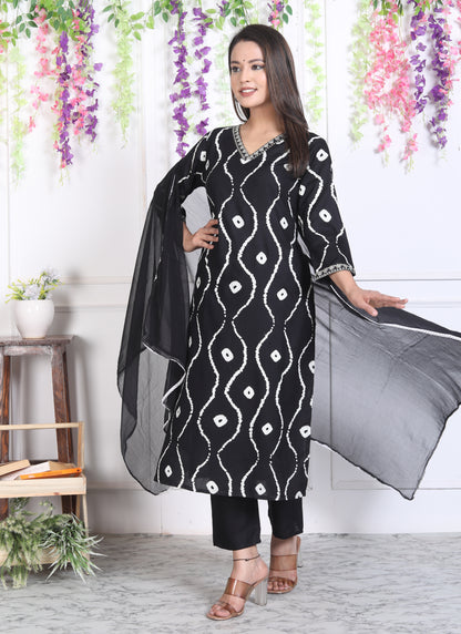 Black Lehriya Printed Women Embroidered V neck Staright Kurta Pant and Dupatta Set
