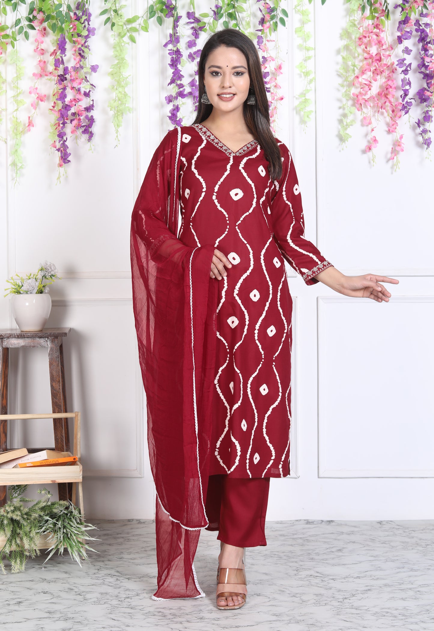 Maroon Lehriya Printed Women Embroidered V neck Staright Kurta Pant and Dupatta Set
