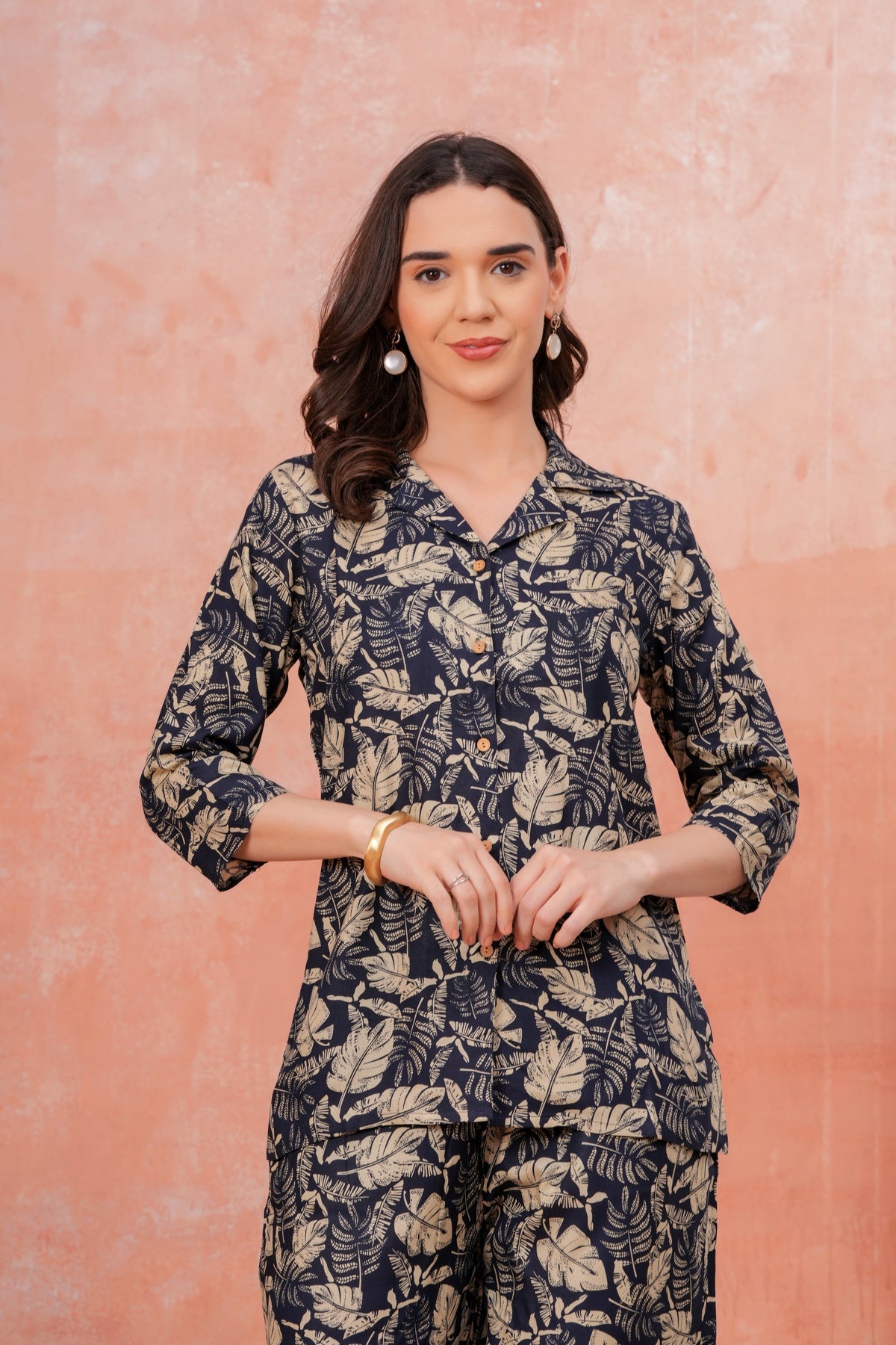 Veshviti Women Navy Blue Leaf Printed Shirt Collar Top With Palazzo Co-Ord Set