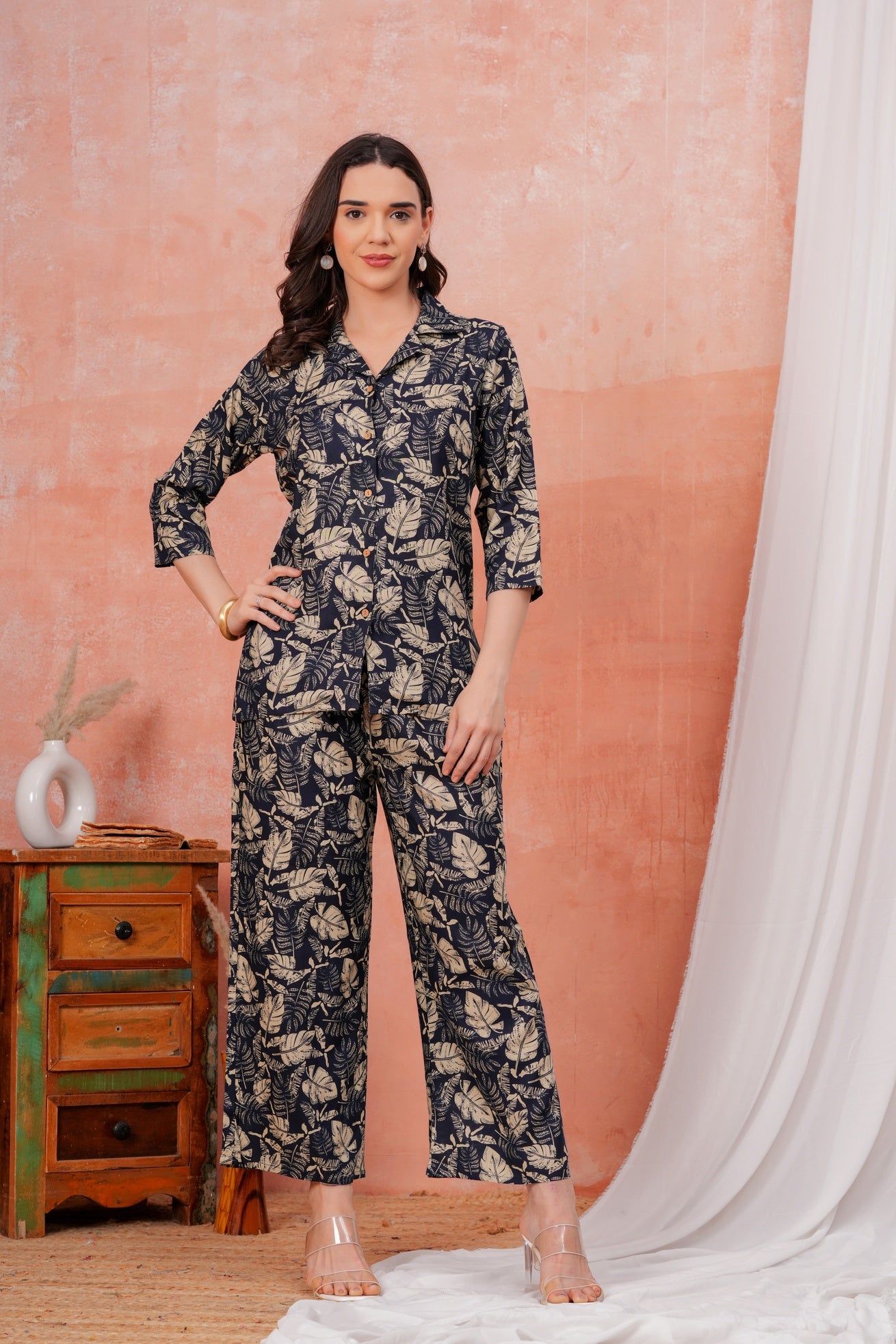 Veshviti Women Navy Blue Leaf Printed Shirt Collar Top With Palazzo Co-Ord Set