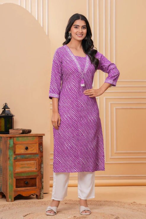 Women Purple Cotton Leheriya Print Straight Kurta with V-Neck & 3/4 Sleeves Casual Daily Wear
