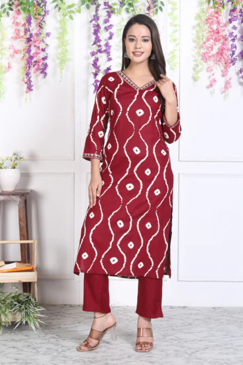 Maroon Lehriya Printed Women Embroidered V neck Staright Kurta