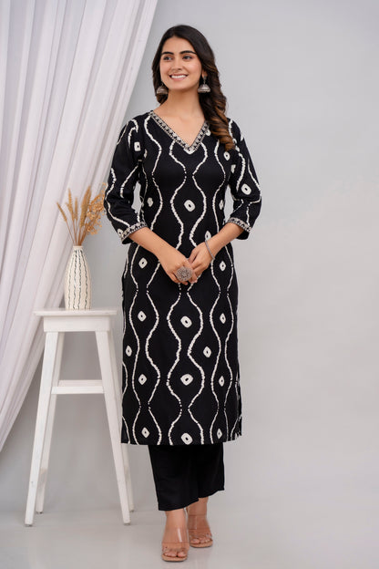 Black Lehriya Printed Women Embroidered V neck Staright Kurta Set
