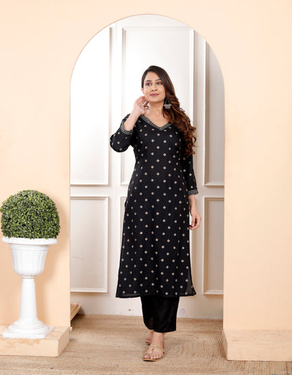 Black Embroidered V Neck Straight Rayon Kurta