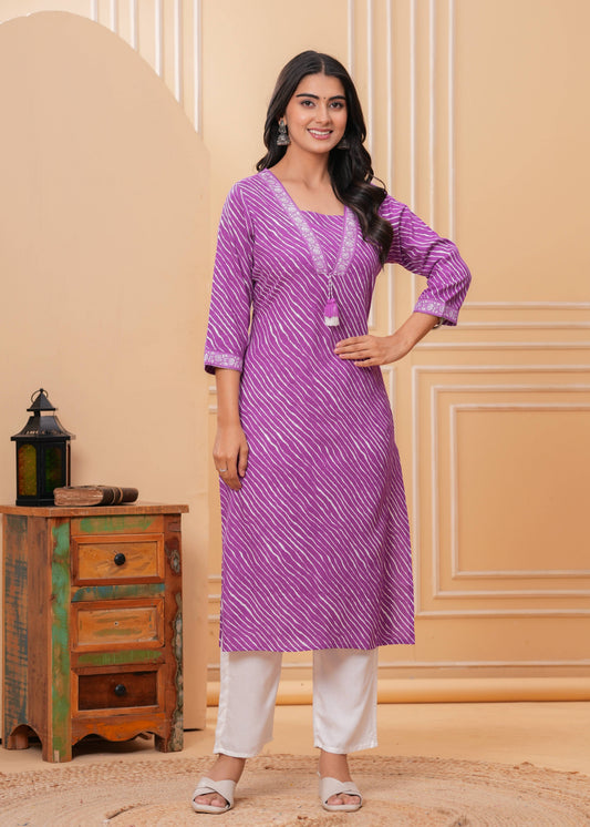 Veshviti Women Purple Leheriya Print Straight Kurta Set with Pants | V-Neck Ethnic Wear