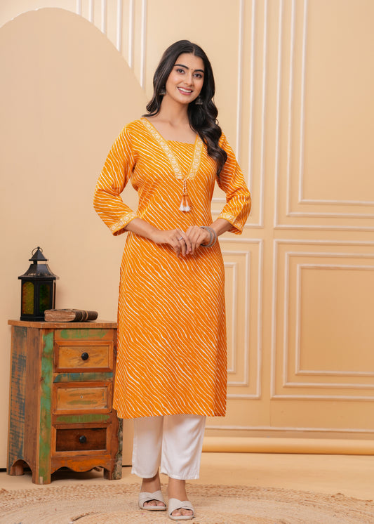 Women Mustard Cotton Leheriya Print Straight Kurta with V-Neck & 3/4 Sleeves Casual Daily Wear