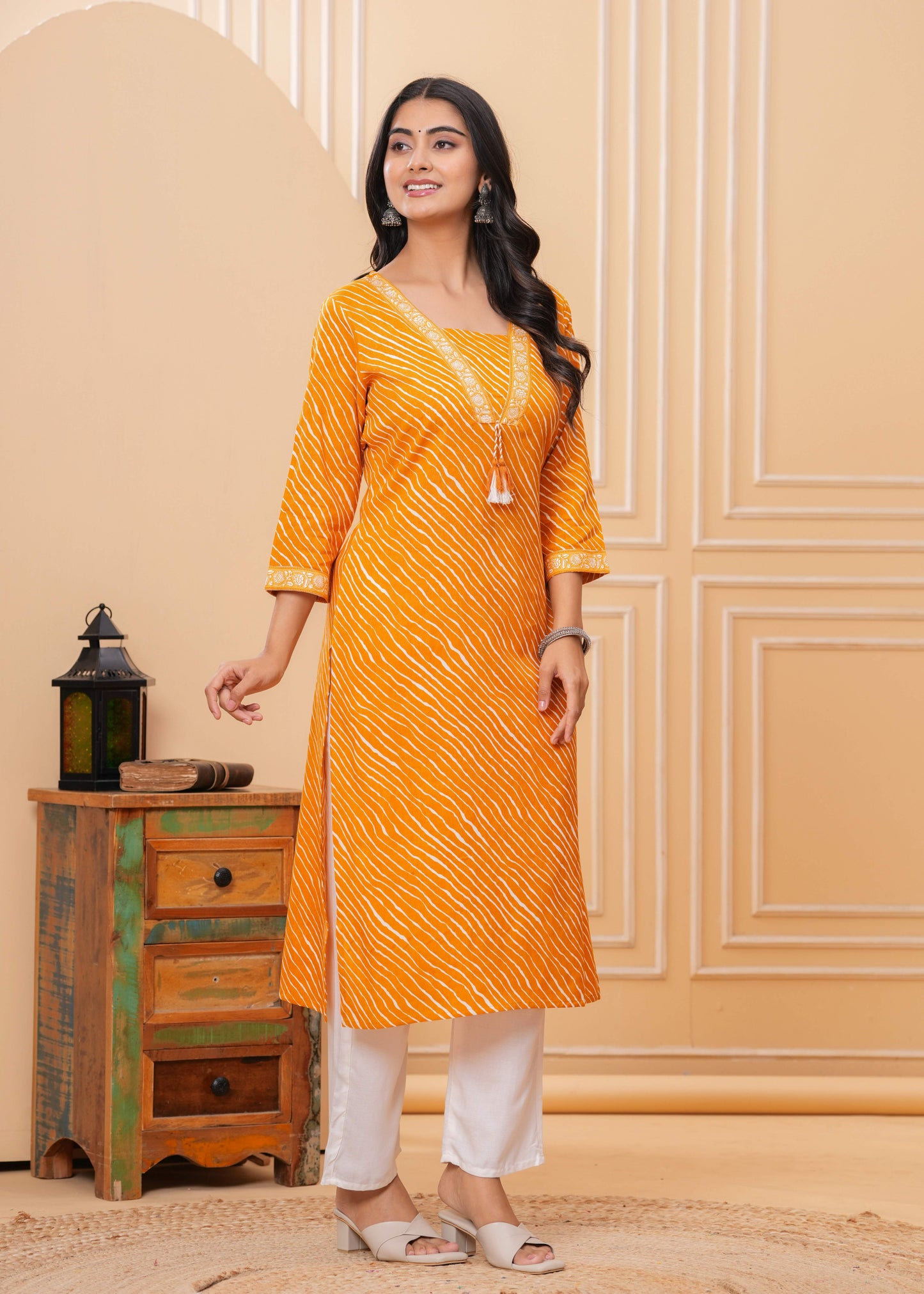 Veshviti Women Mustard Leheriya Print Straight Kurta Set with Pants | V-Neck Ethnic Wear