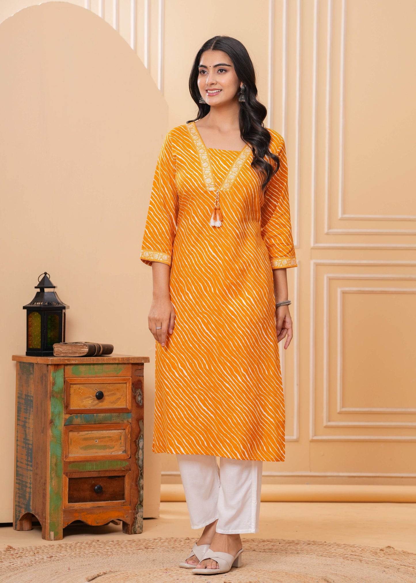 Veshviti Women Mustard Leheriya Print Straight Kurta Set with Pants | V-Neck Ethnic Wear