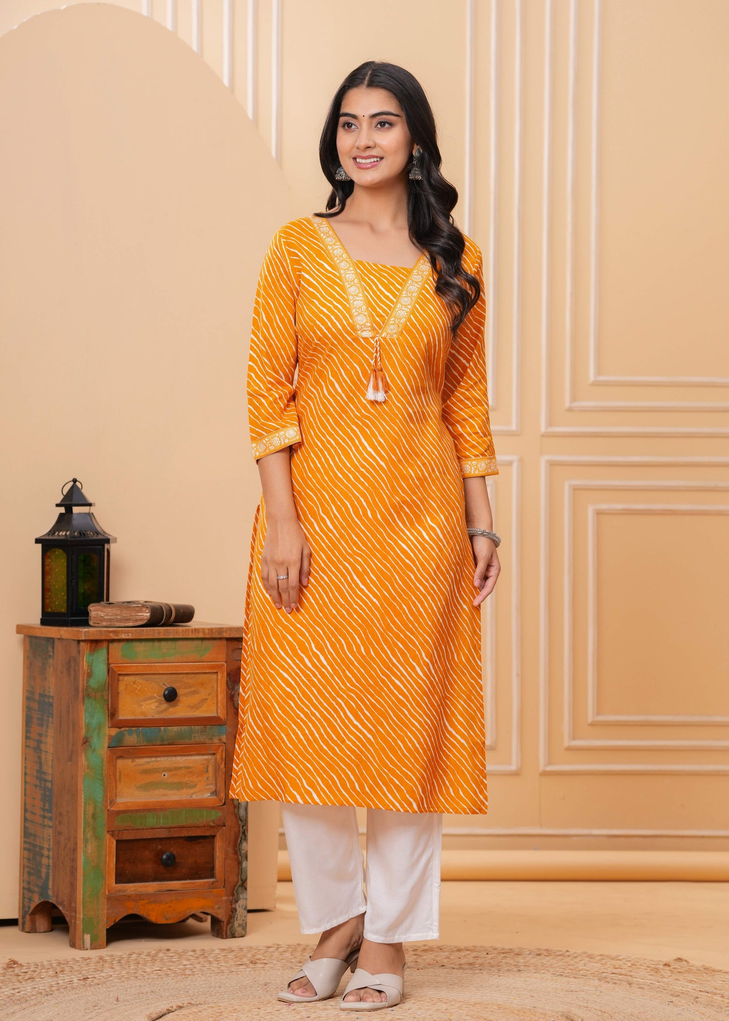 Veshviti Women Mustard Leheriya Print Straight Kurta Set with Pants | V-Neck Ethnic Wear