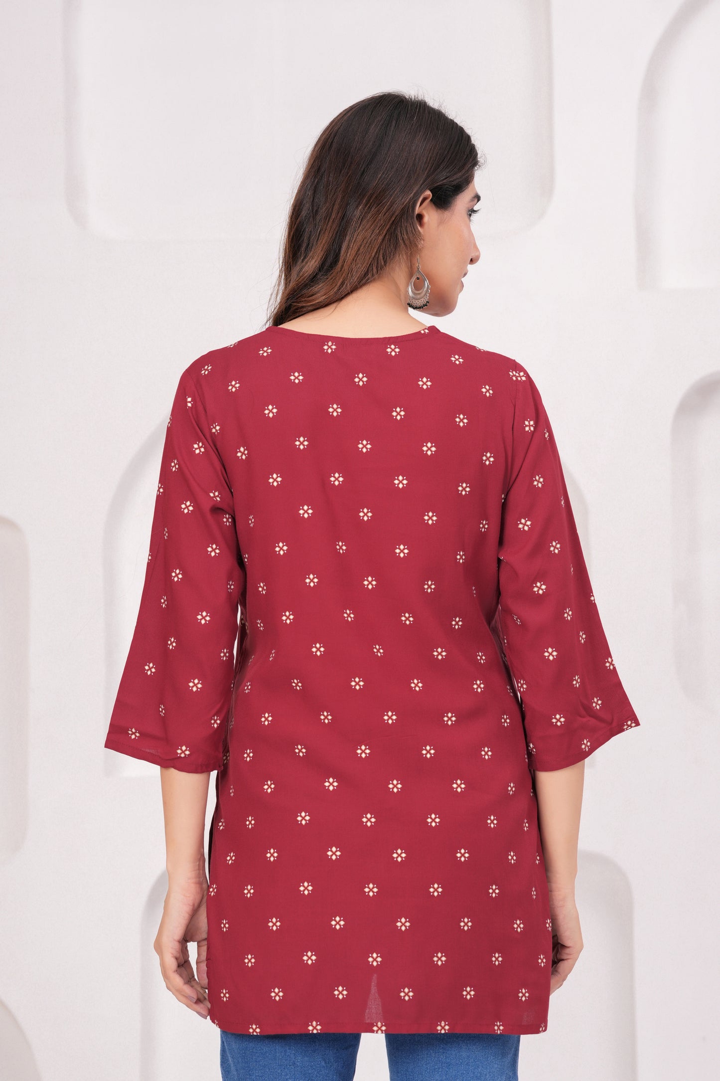 Veshviti Women Maroon Printed Straight Kurti Top | Round Neck Casual Ethnic Wear