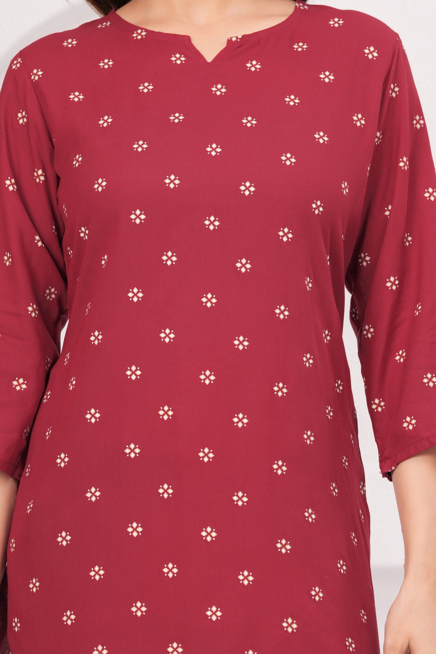 Veshviti Women Maroon Printed Straight Kurti Top | Round Neck Casual Ethnic Wear