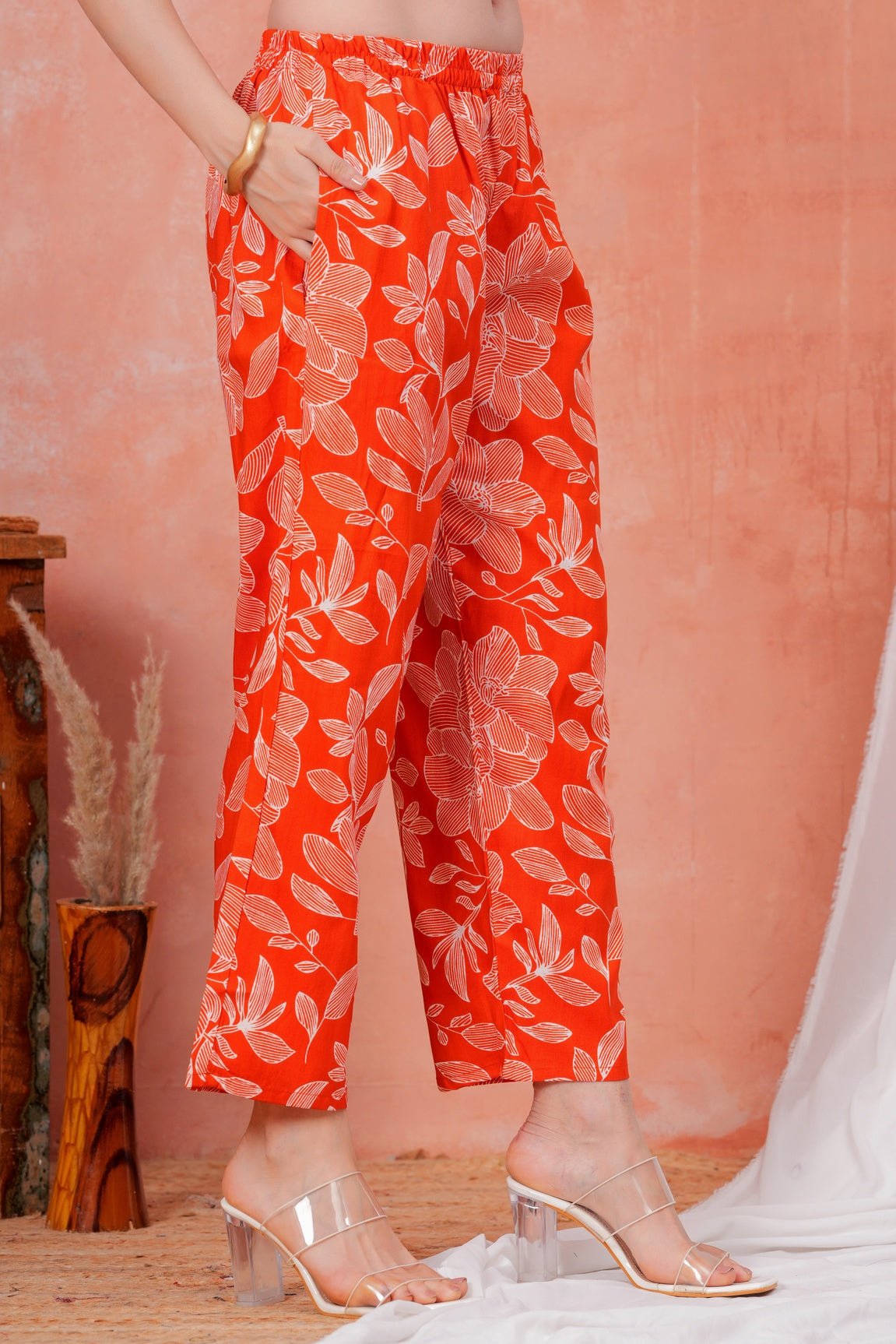 Women Orange & White Tropical Leaf Print Co-ord Set with One Side Pocket