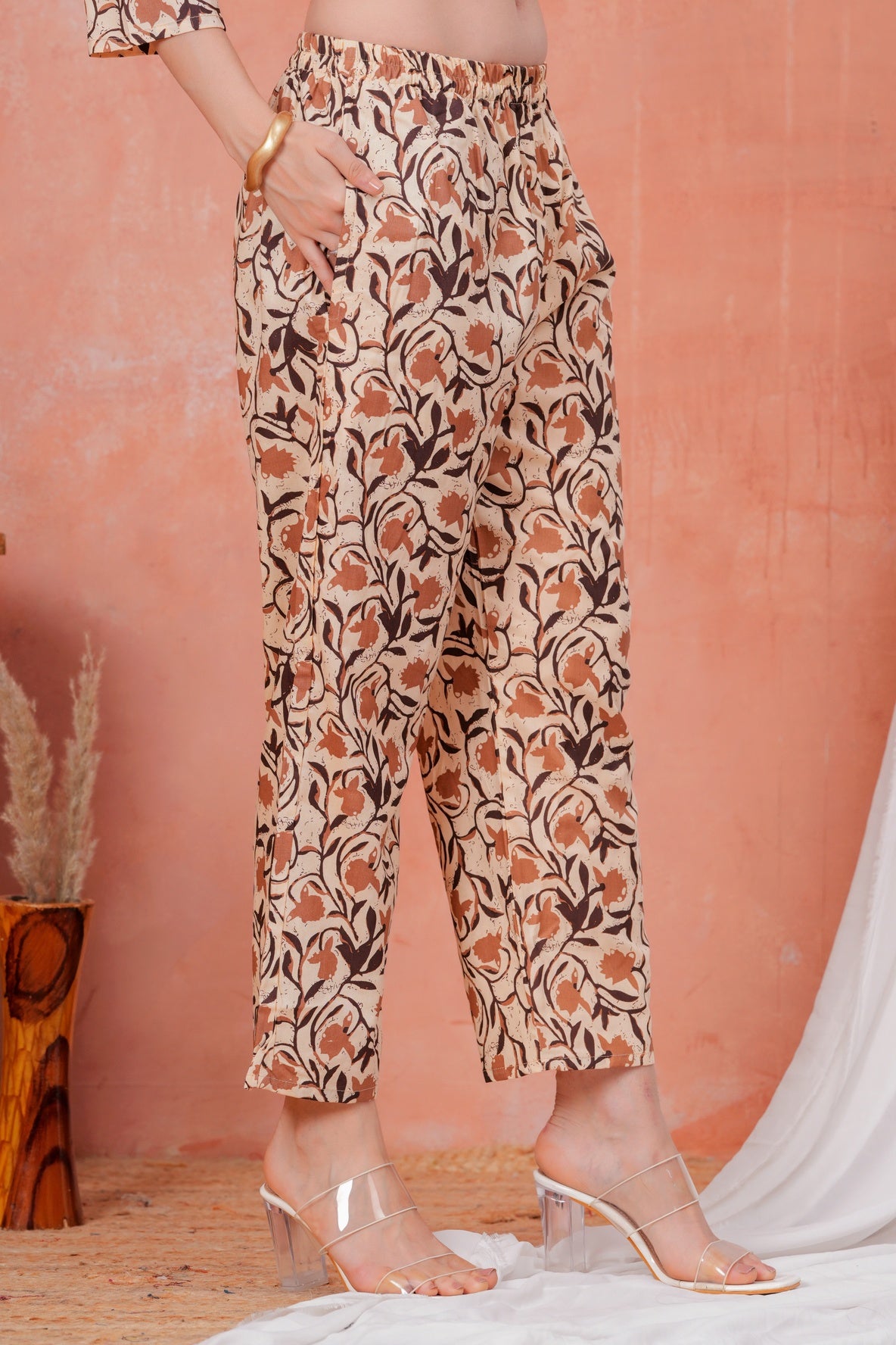 Women Coffee Brown & Cream Fern Printed Formal Co-ord Set with one Side Pocket