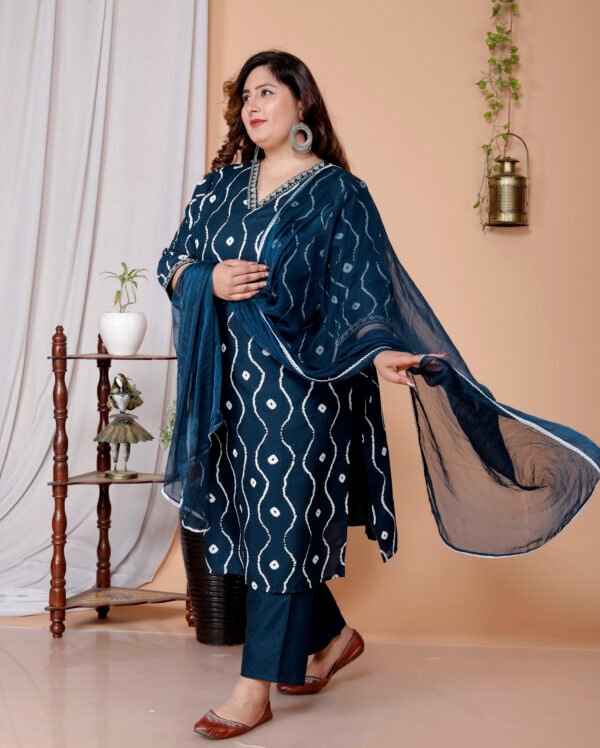 Radiant Curve plus size Kurti set - Image 3