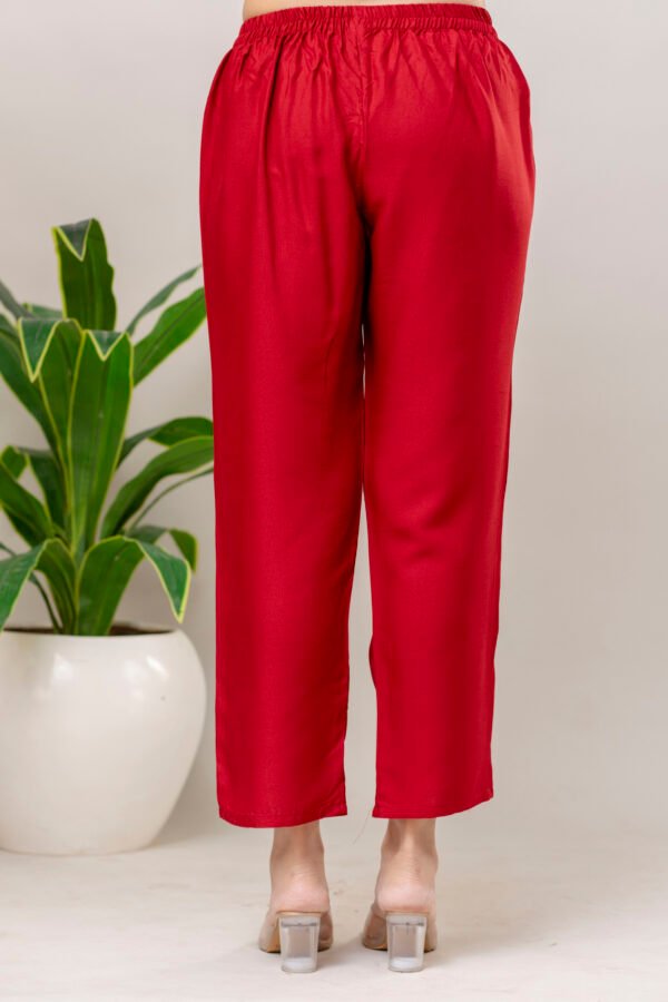 Chic Straight-Leg Pants - Image 4