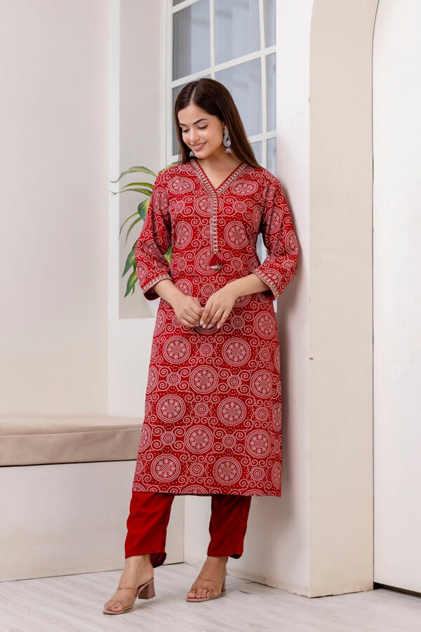 Radiant Tradition Kurta set - Image 3